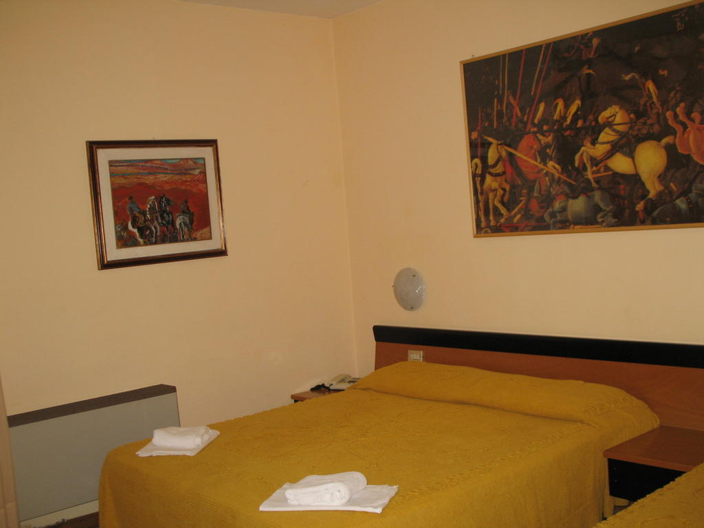 Albergo Paradiso Монтекатіні-Терме Номер фото